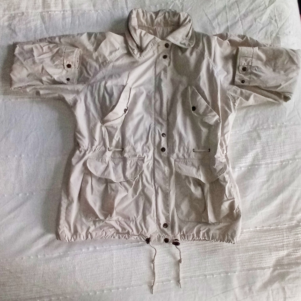 EUC Women's Mackintosh New England Tan Hooded Coat, Size Medium